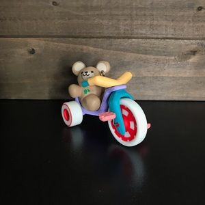 Hallmark 1985 Berry Smooth Ride Ornament